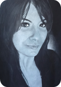 Retrato de mujer "selfie" realizado con lápices de colores. Miriam.